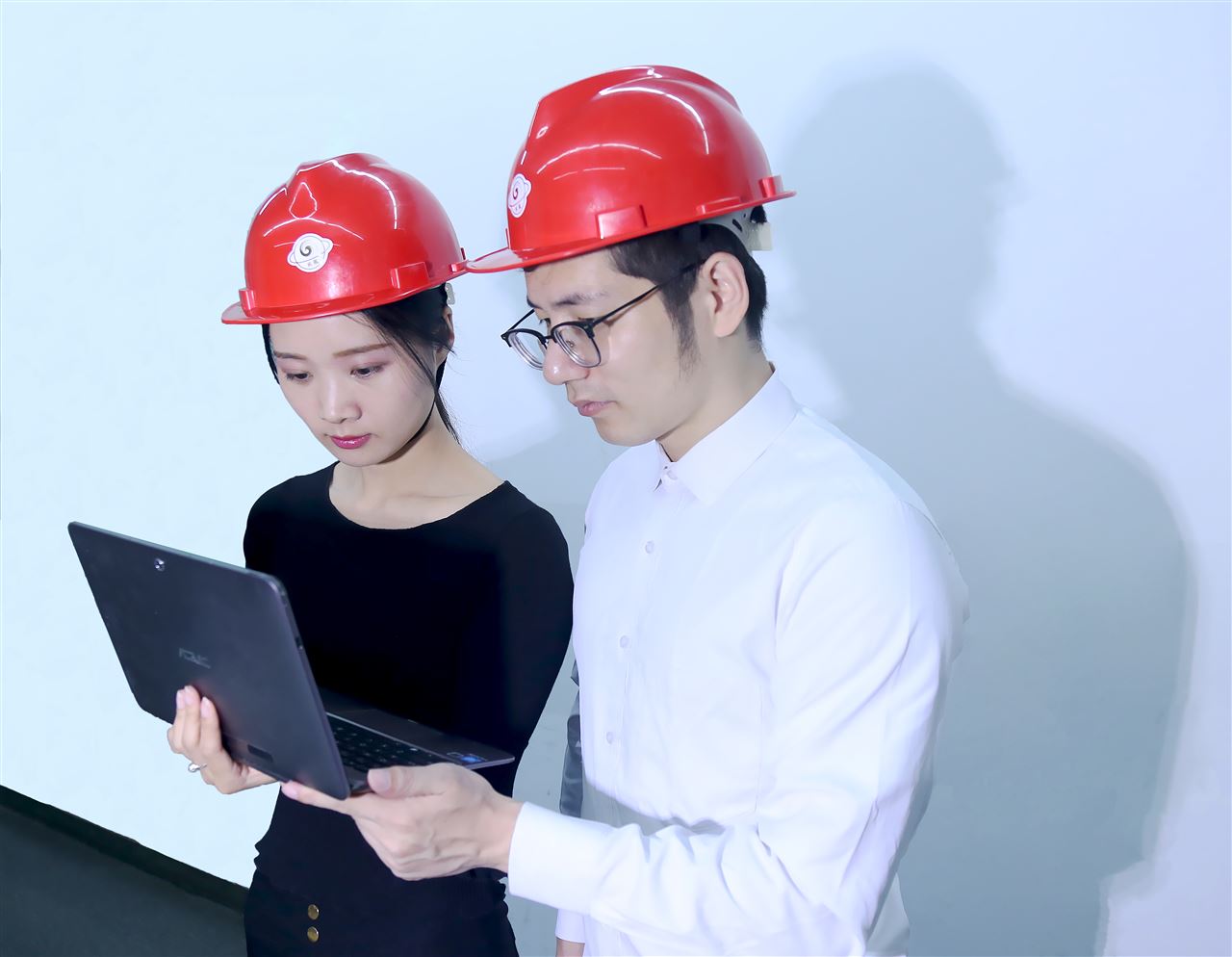 晶方科技2025年?duì)I收同比增30.44% 分紅＋全球化布局雙推進(jìn)